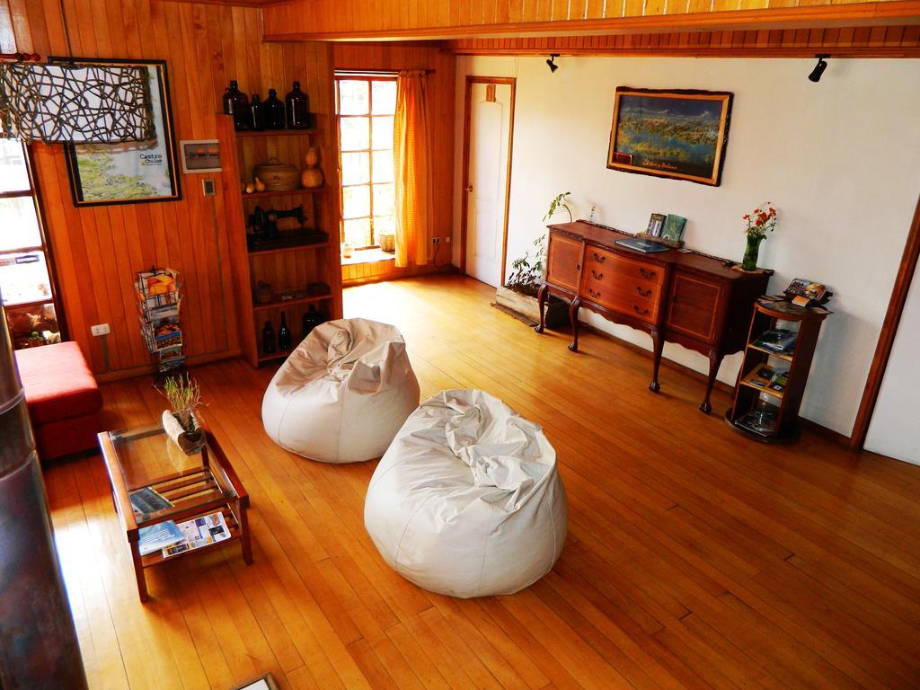 Hostal Torre De Babel Кастро Экстерьер фото