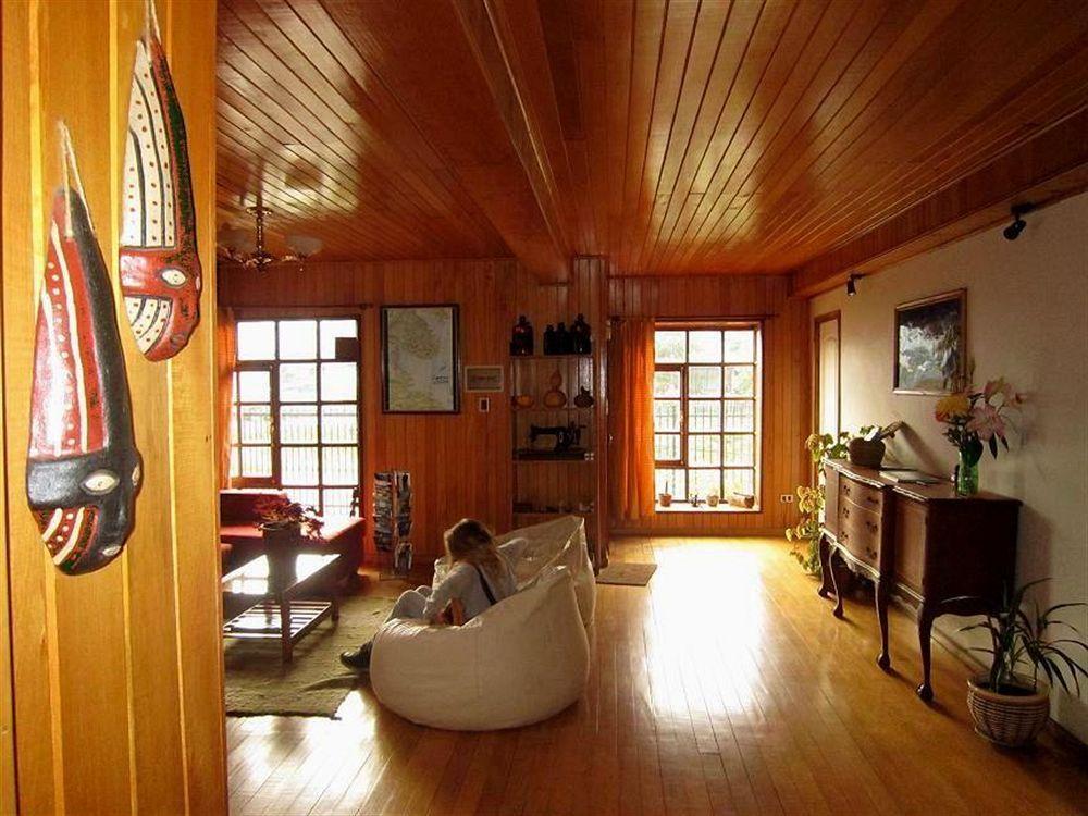 Hostal Torre De Babel Кастро Экстерьер фото